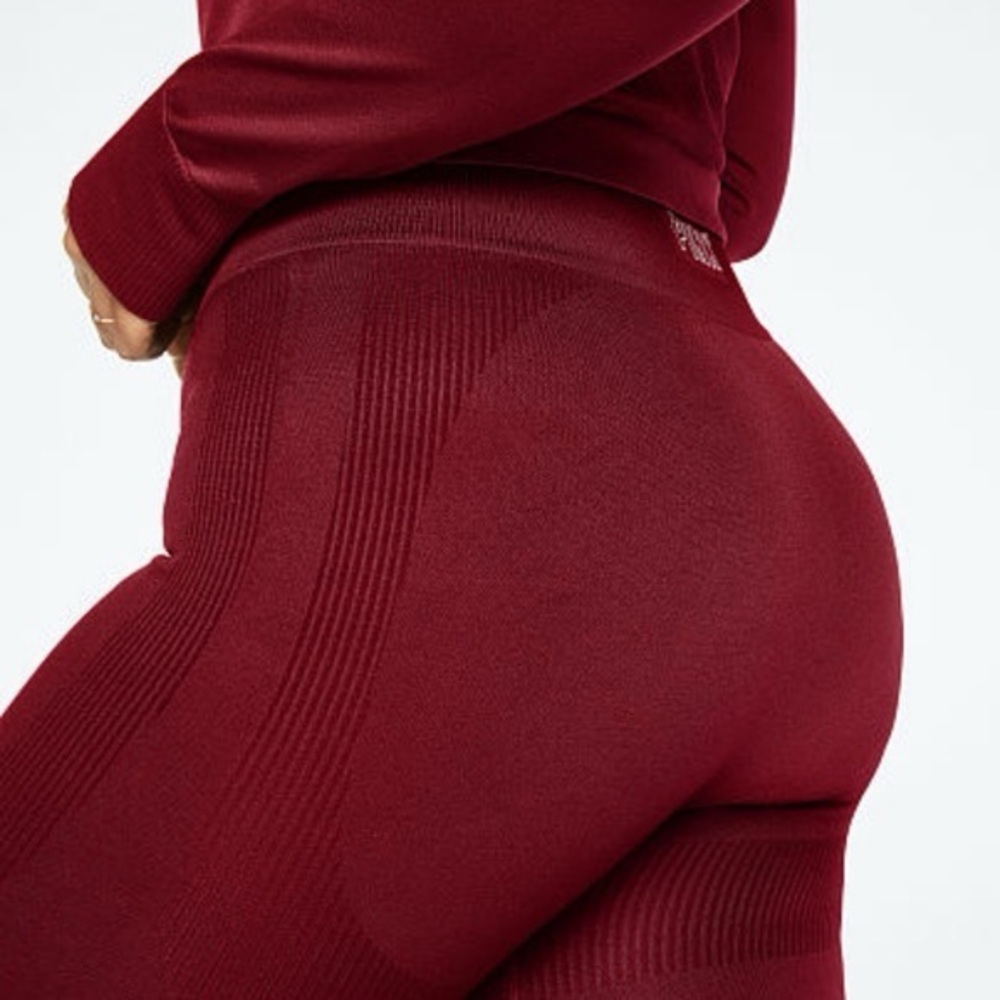 PINK Victoria’s Secret Everyday Seamless Tight - Desire
